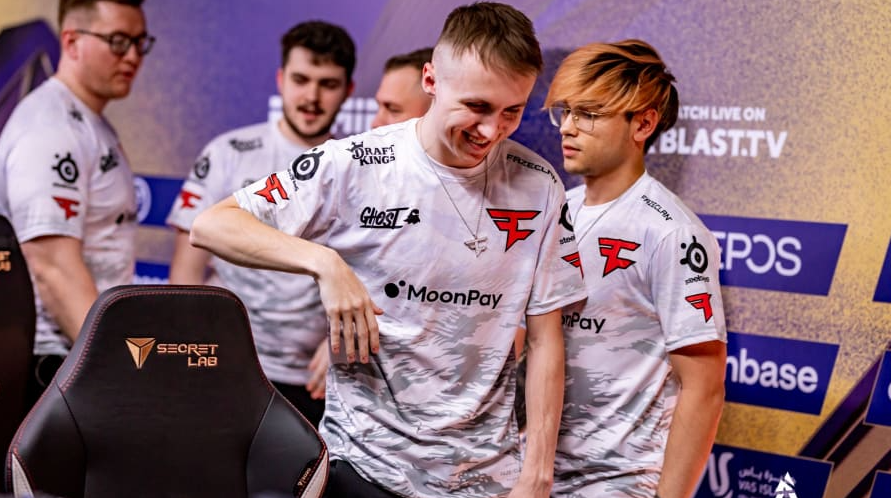 Фэйз против Империал: прогноз матча для ESL Pro League Season 19 — изображение 3