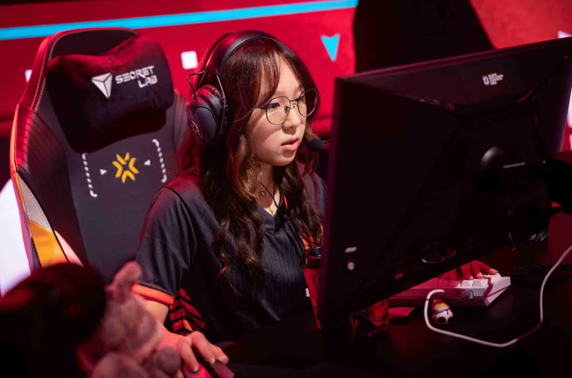 Сузу VALORANT: Восхождение одной из величайших женщин-игроков в истории — изображение 3