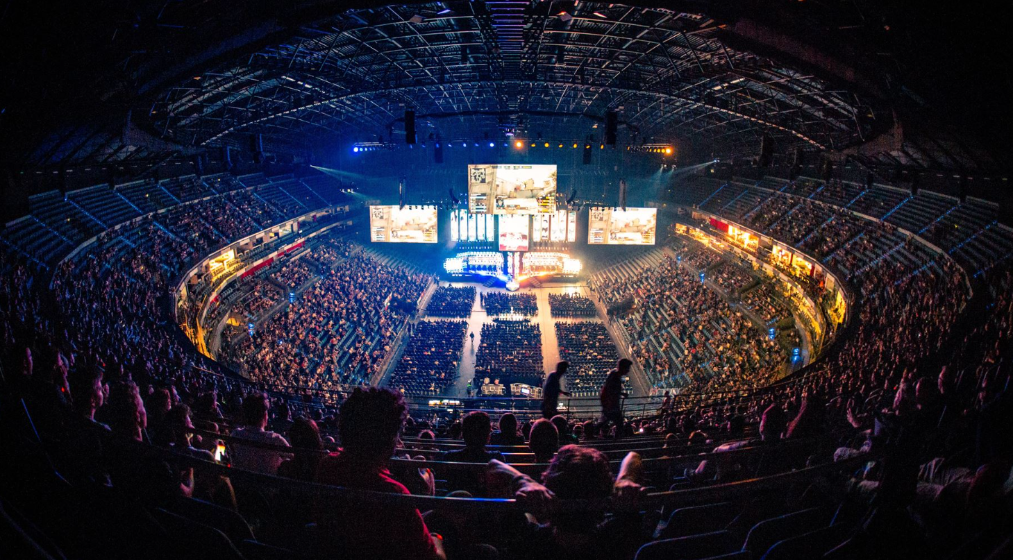 Командный дух празднует победу, соколы терпят неудачу — Обзор 5-го дня IEM Cologne 2025 CS2