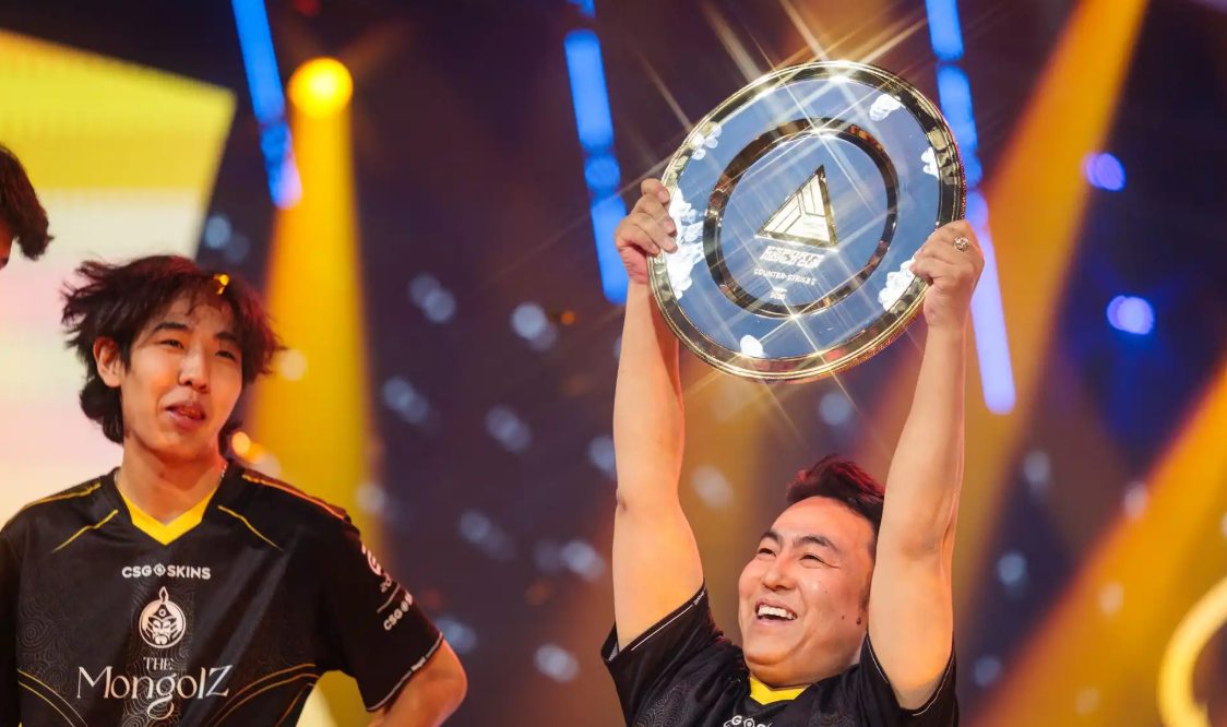 Церемония награждения победителей CS2